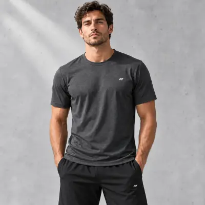 T-Shirts & Tops